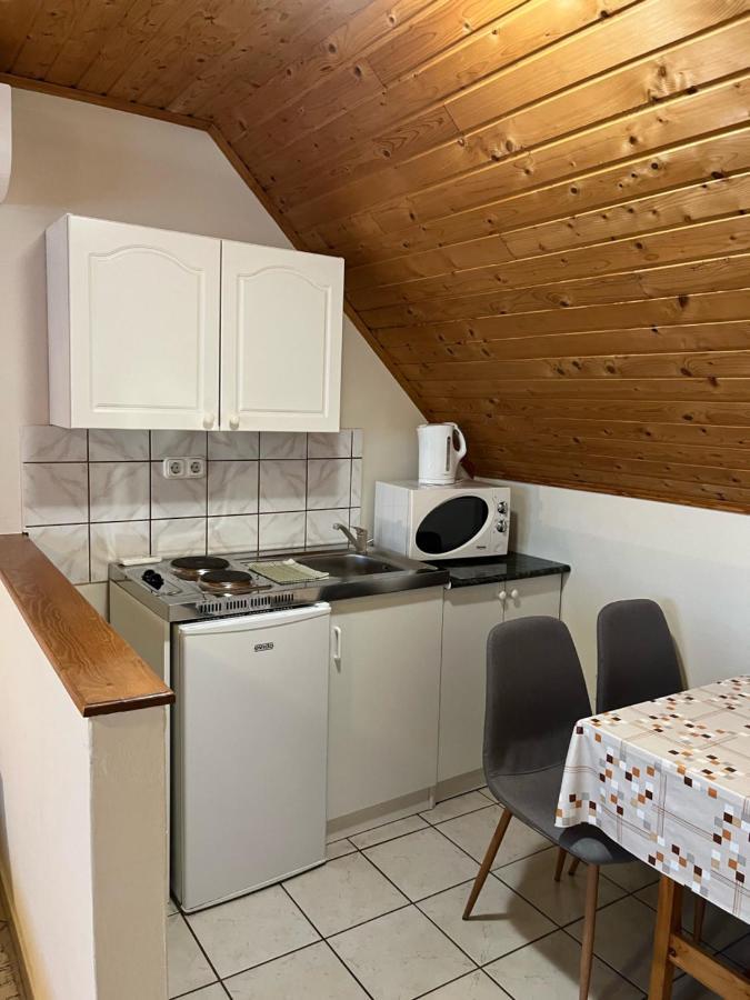 Ibolya Vendeghaz Apartment Kehidakustány Exterior foto