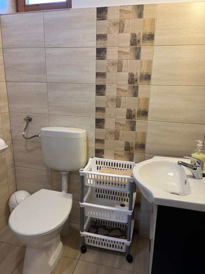 Ibolya Vendeghaz Apartment Kehidakustány Exterior foto